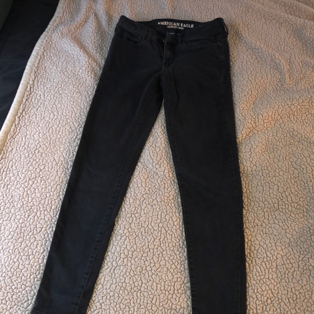 Black American Eagle jeans